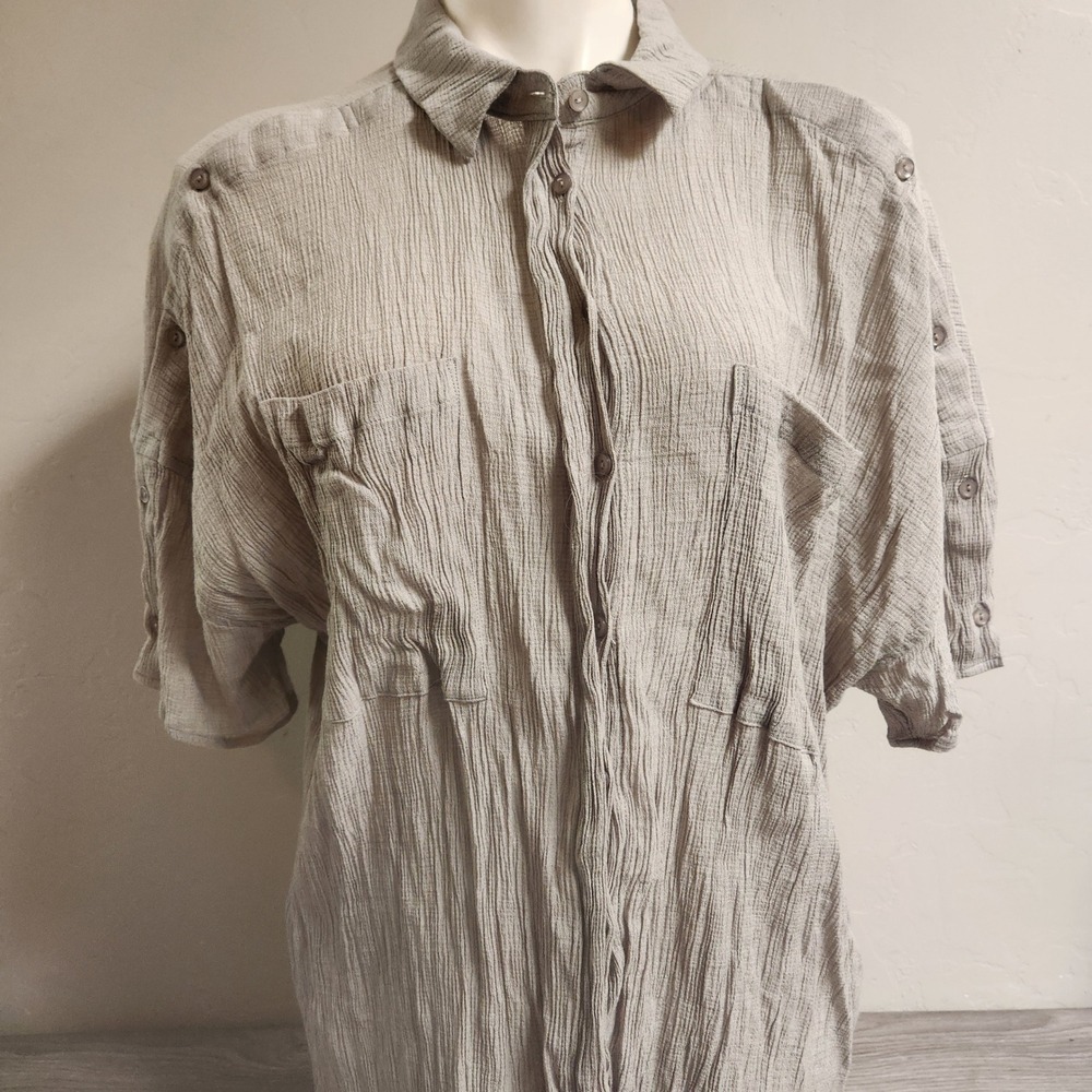 Umgee USA Gray Textured Button Up Shirt Top Size 2X  Crinkle Gauze Button Sleeve